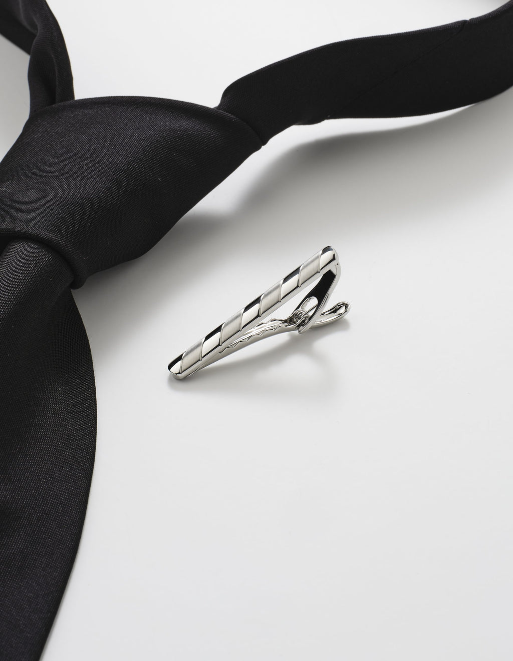 Rhodium & Brushed Striped Plated Tie Bar