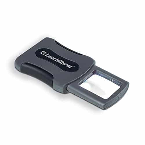 CLIP pocket magnifier with 3x magnification and LED