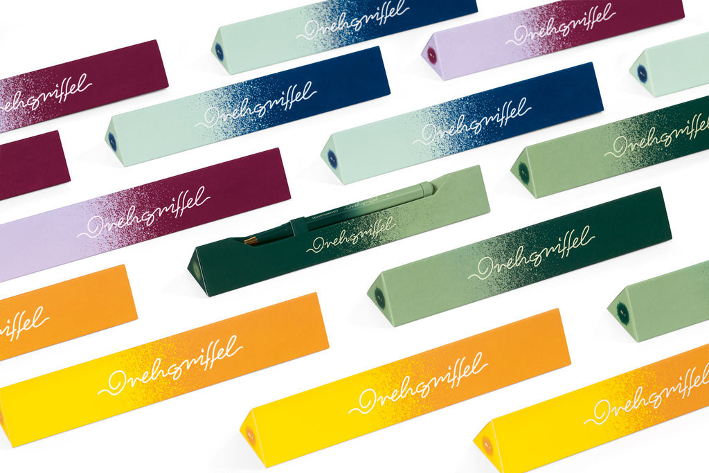 Drehgriffel No.1, Ballpoint Twist Pen, Royal Blue Ink (M), Aluminium Barrel in Forest Green/Sage - Gradient Edition