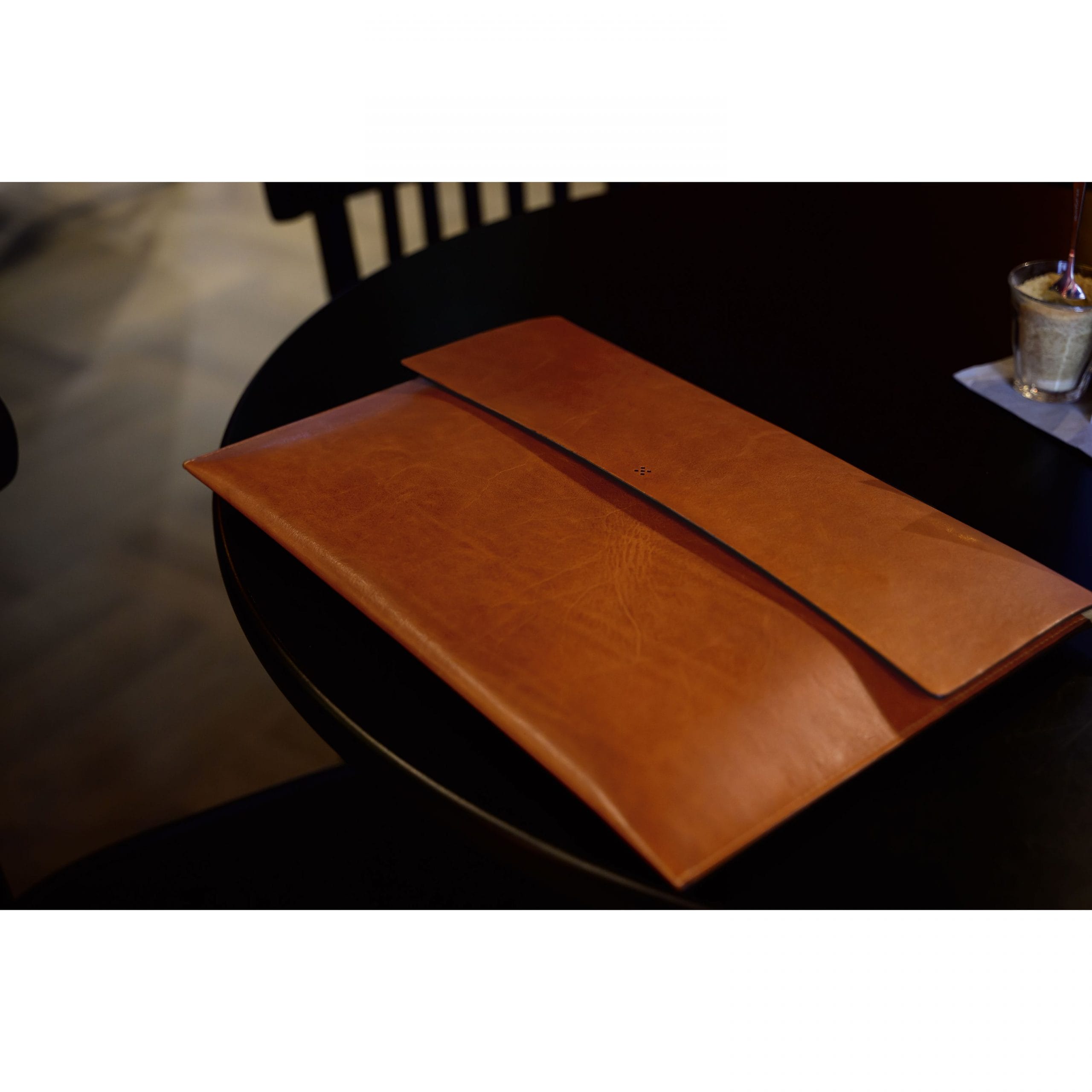 LEGENDÄR Briefcase SLYMM - Chestnut