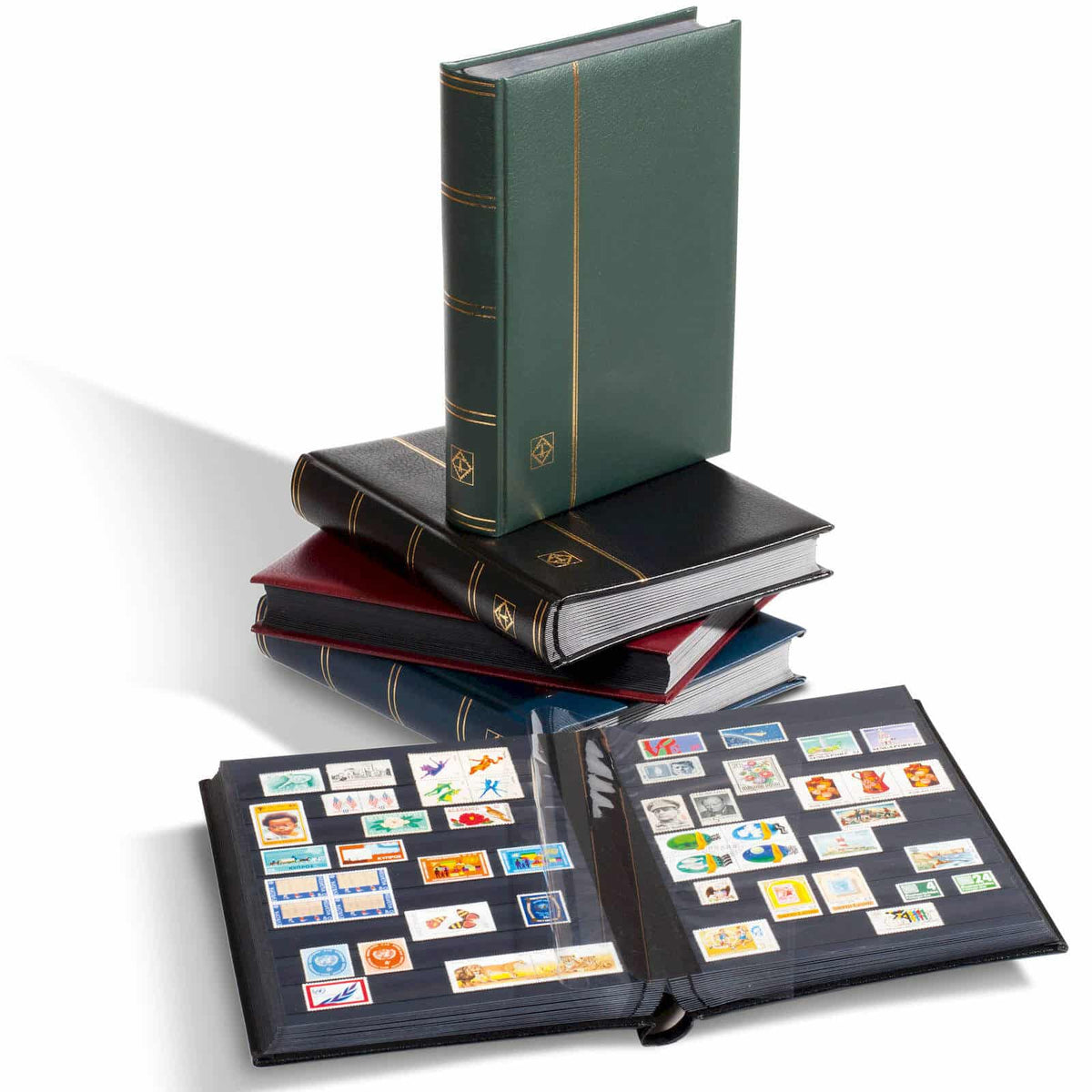 Stockbook PREMIUM, A4, 32 black pages, padded leather* cover, green